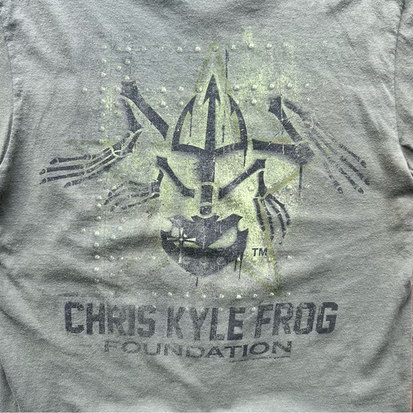 Chris Kyle Frog Foundation OD Green SEAL Shooters T-Shirt Size Medium Military - Picture 5 of 8